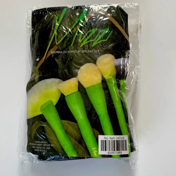 mizz Makeup Brushes Set Poshmark